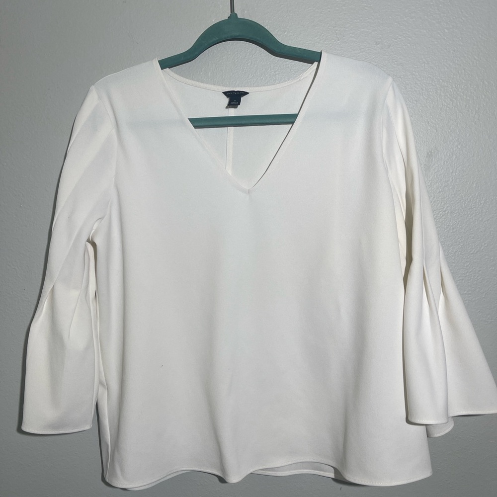 Elegant White V-Neck Women's Top